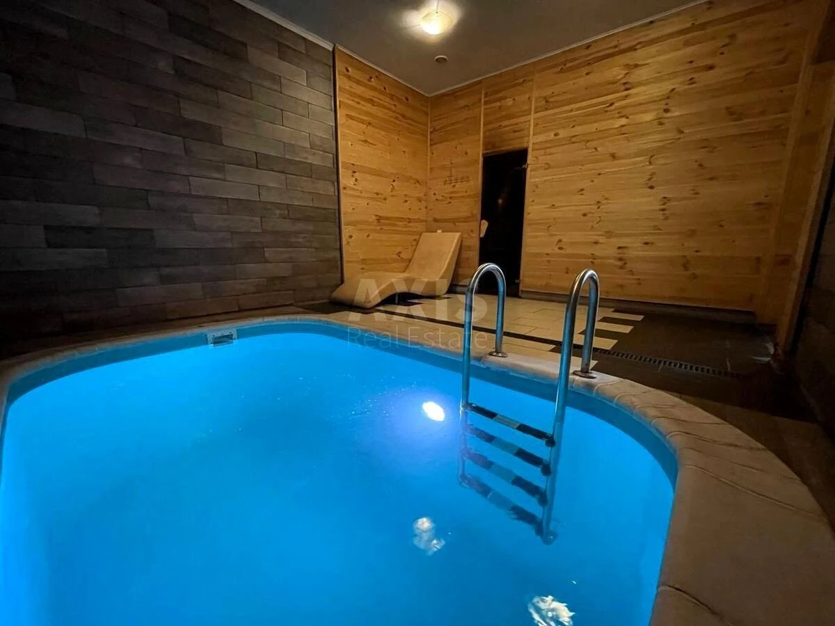 Объект торговли ул. Зеленая 85, 215м26581420