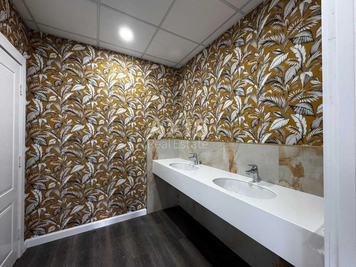 Office vul. Akademika Knyshova 6, 260m2694534