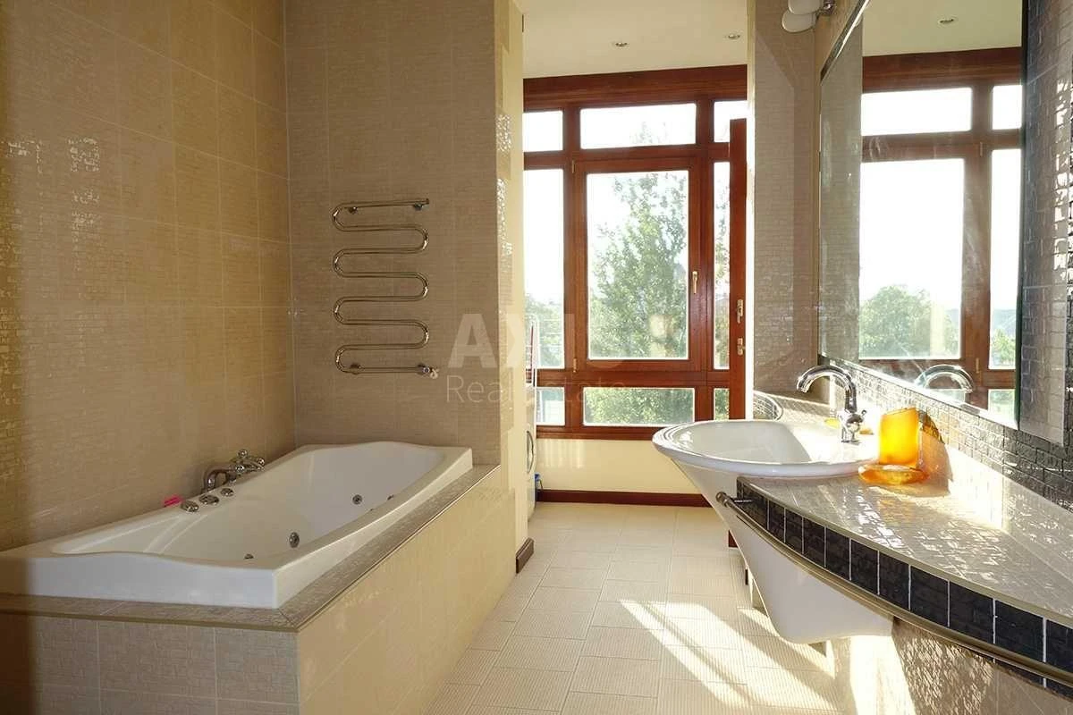 2k apartment vul. Shovkovychna 32/34694646