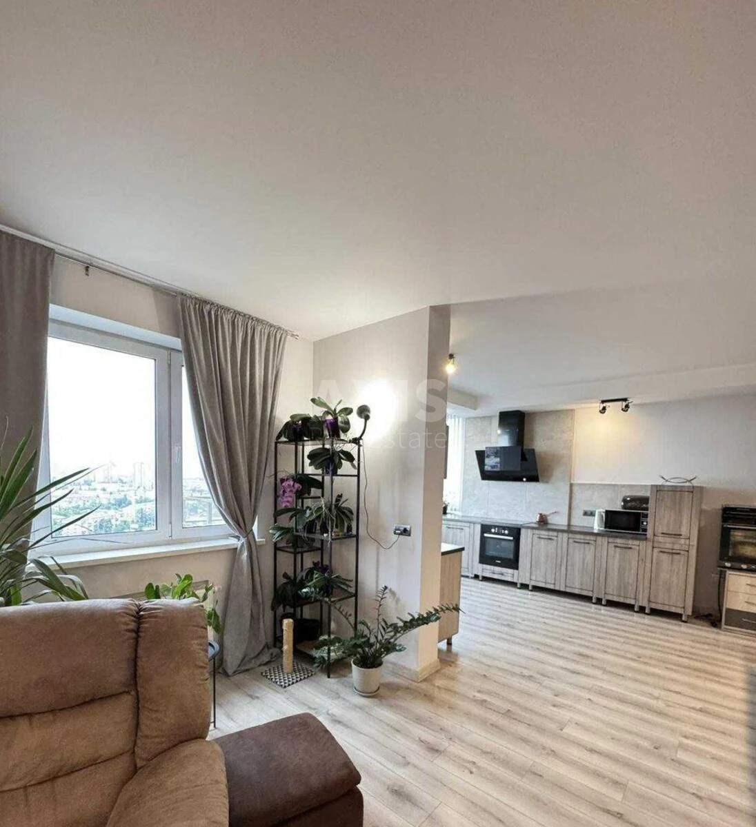 3k apartment vul. Lebedjeva Mykoly 4/39А606371