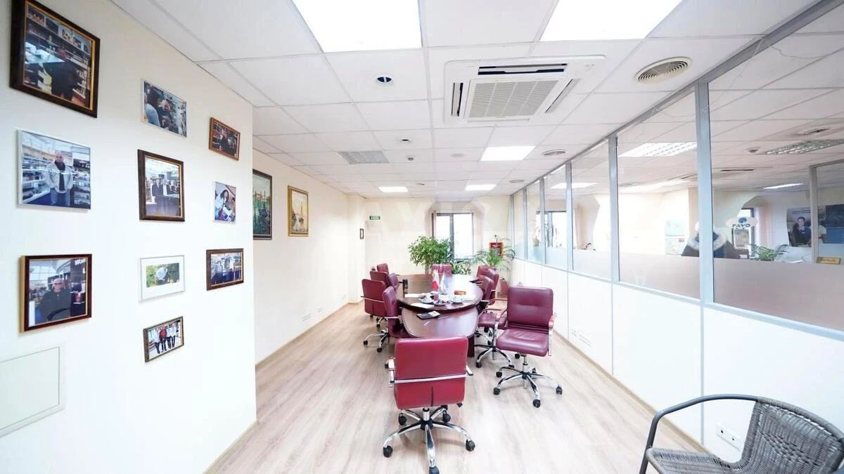 Office vul. Velyka Vasyl'kivs'ka 72, 412m269264