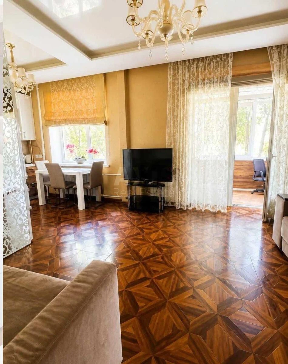 2k apartment vul. Avtozavods'ka 27В707262