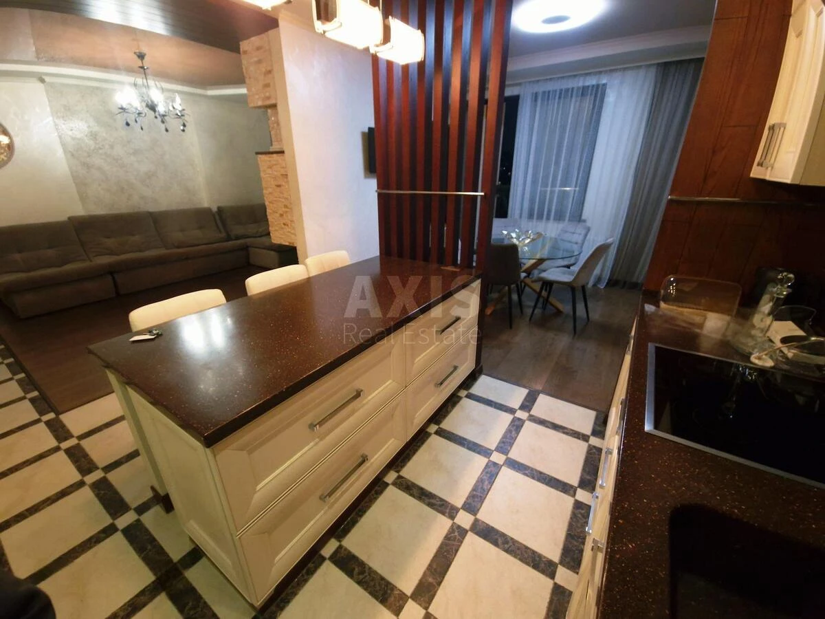 2к квартира пр-т Голосеевский 60695356