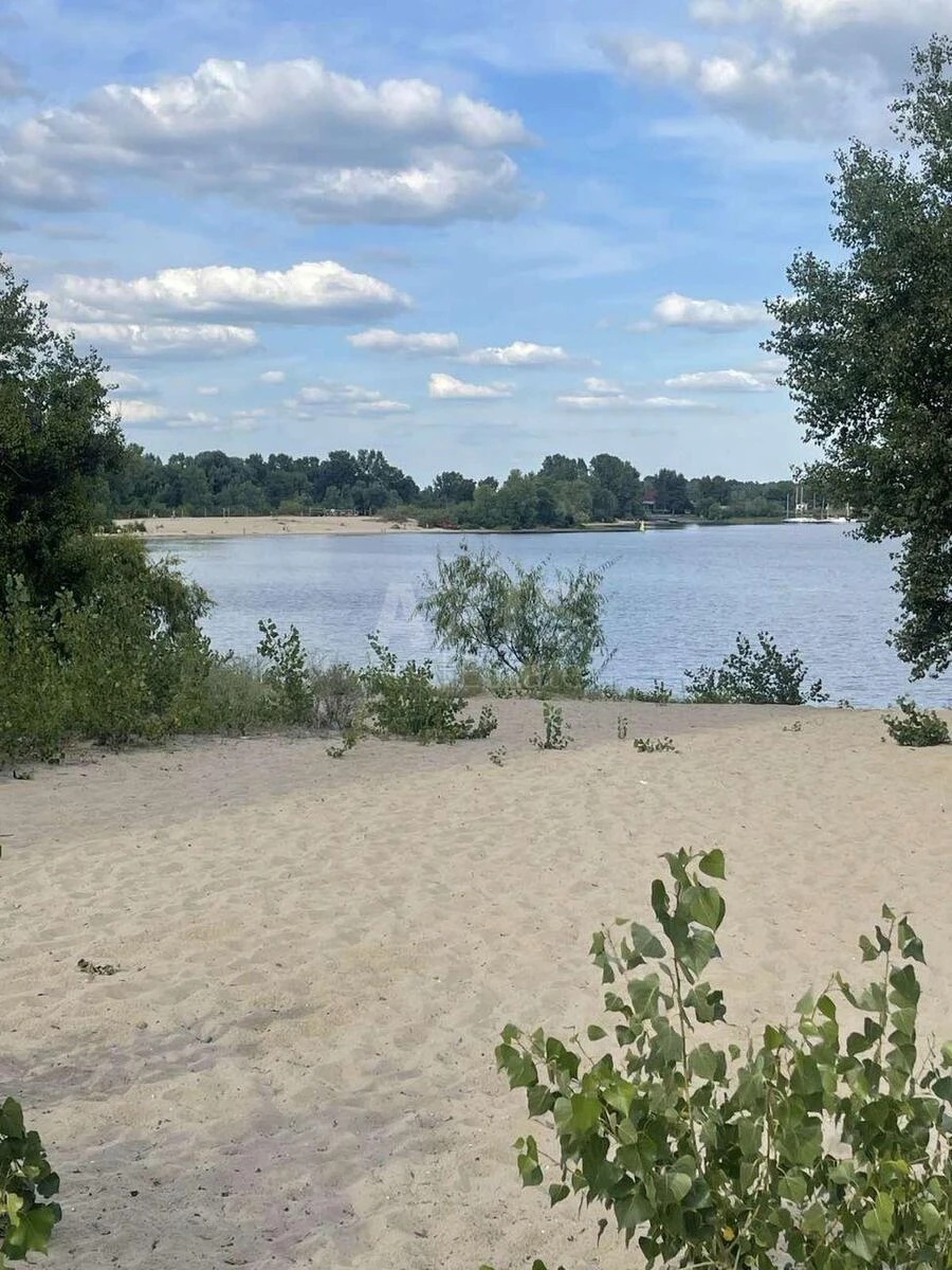 3k apartment vul. Pryrichna 376415410