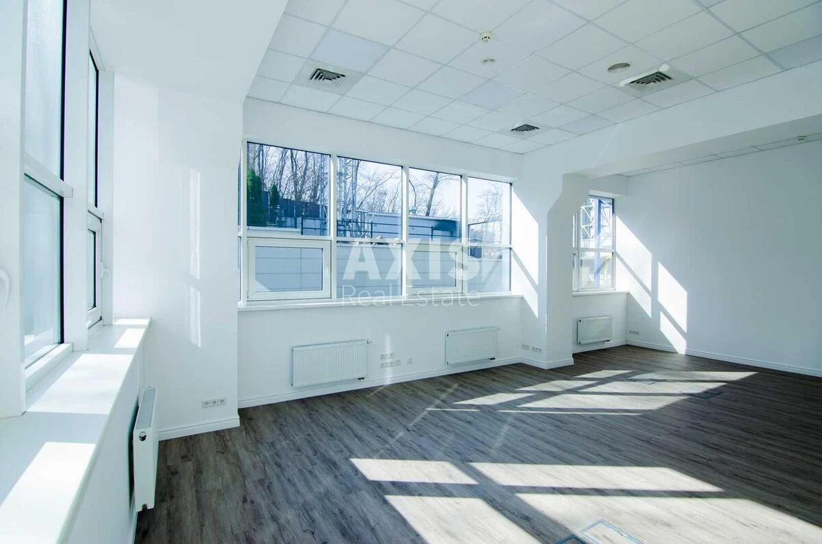 Office prov. Ohtyrs'kyj 7, 658m2550068