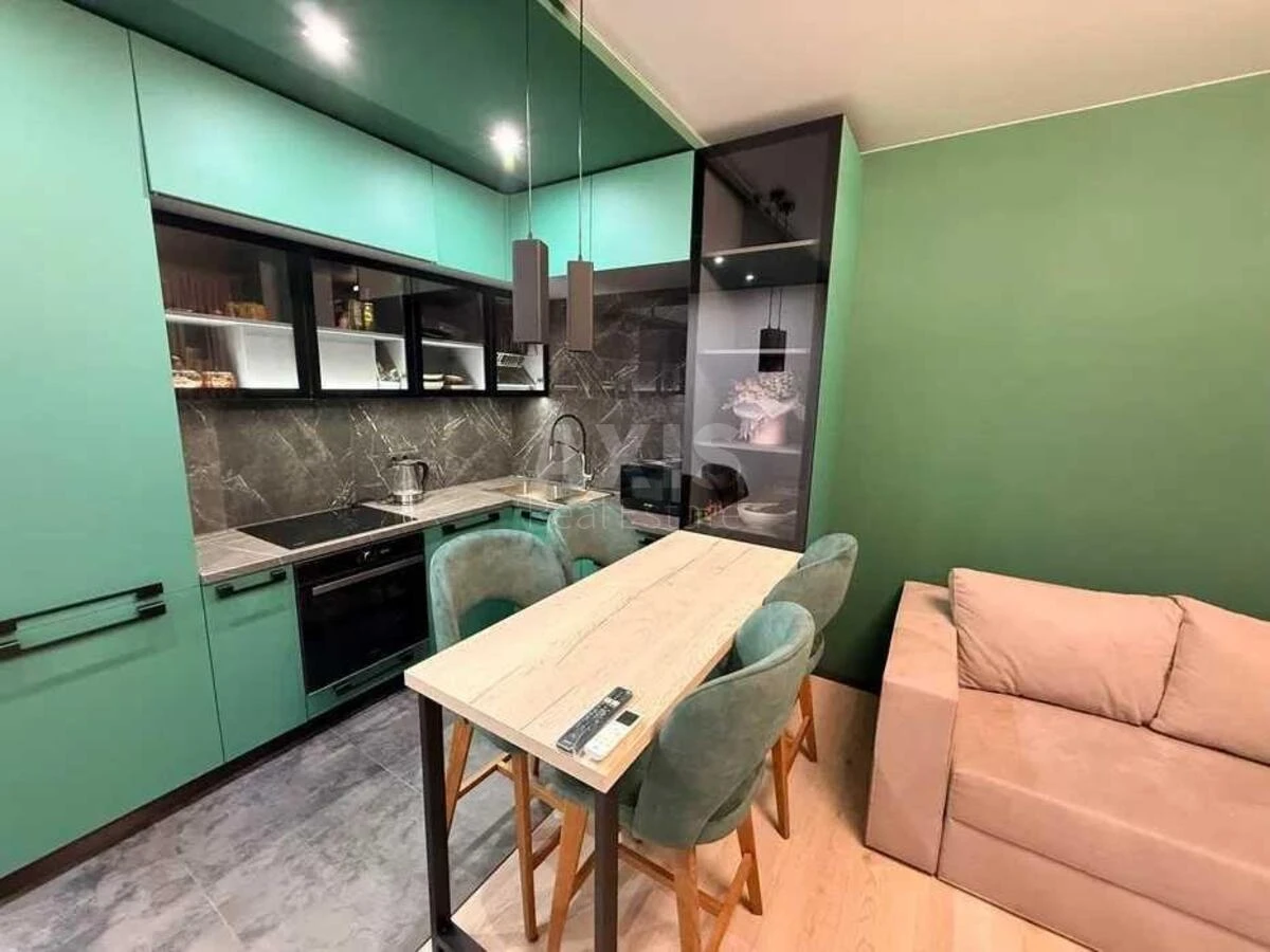 3к квартира ул. Вышгородская 4563492