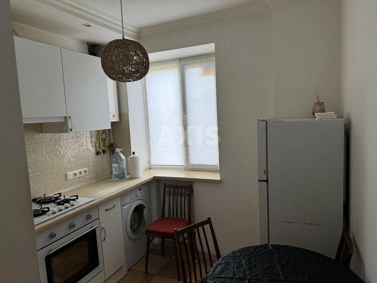 2k apartment vul. Jarmoly Viktora 38А653410