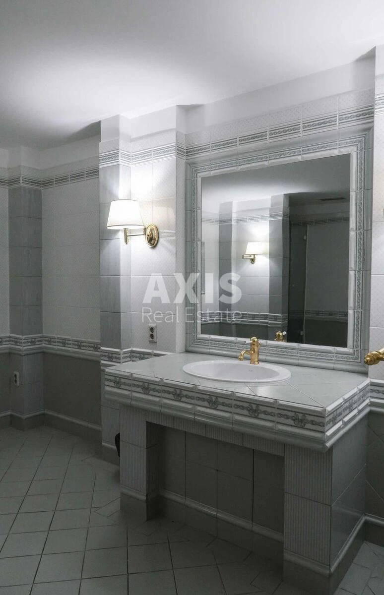 Office vul. Shovkovychna 42/44, 415m2522185