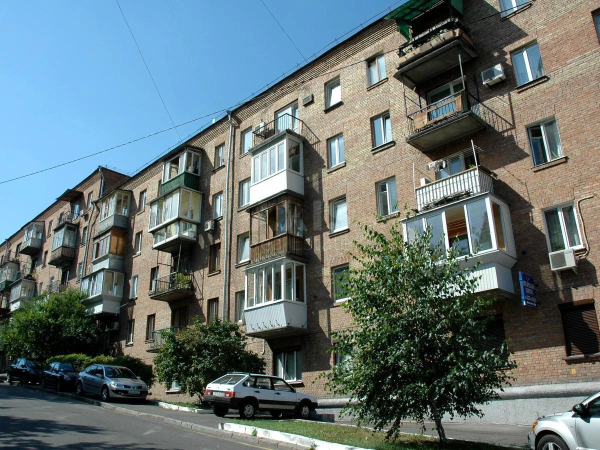 2k apartment vul. Gospital'na 27039720