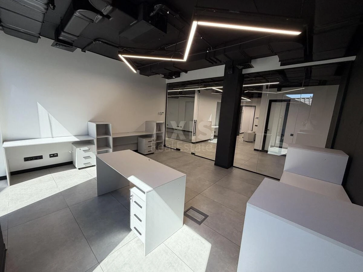 Office vul. Krasylivs'ka 9, 317m2705276