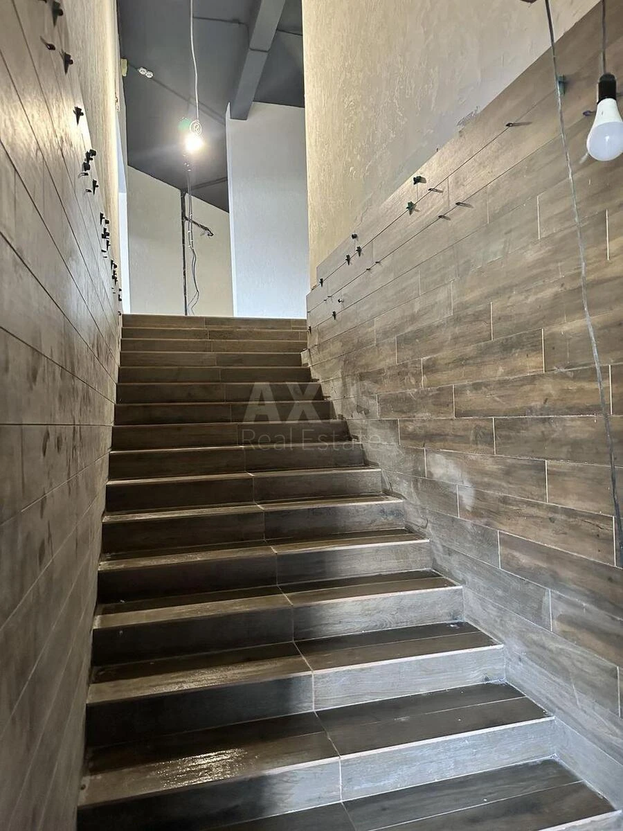 Trade object vul. Vyshgorods'ka 45, 250m2646270