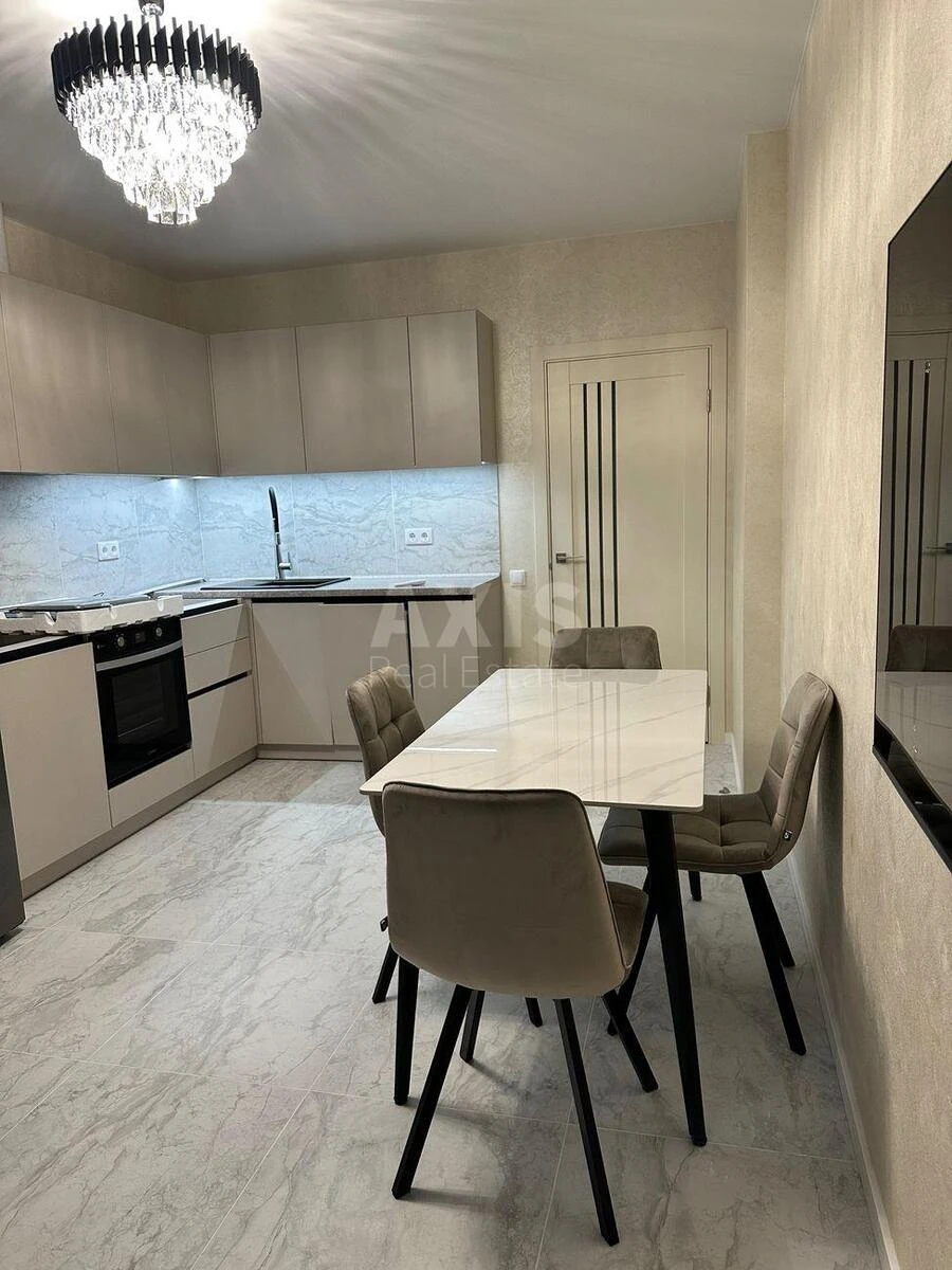 1k apartment pr-t Stepana Bandery 32Д706835