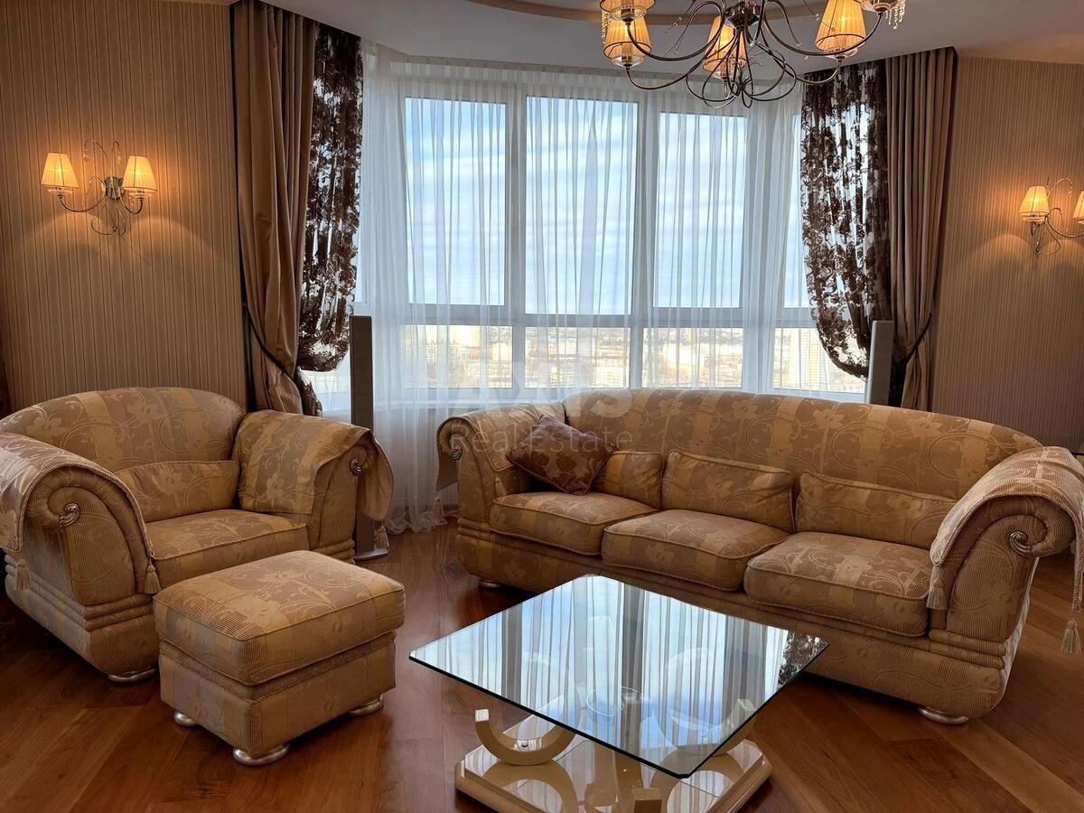 3k apartment vul. Geroi'v Oborony 10А676771