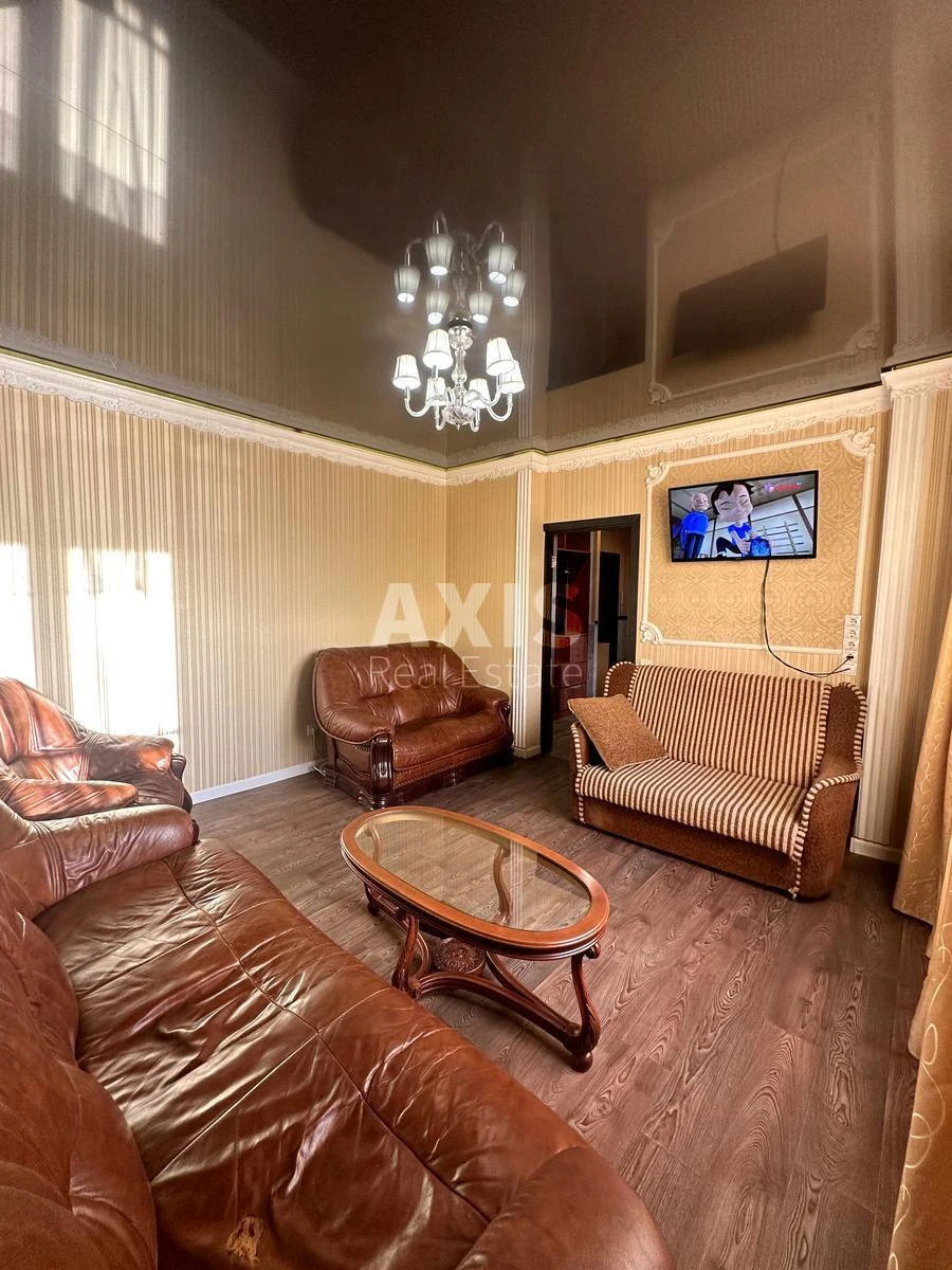 2k apartment shose Harkivs'ke Seventeen A658092