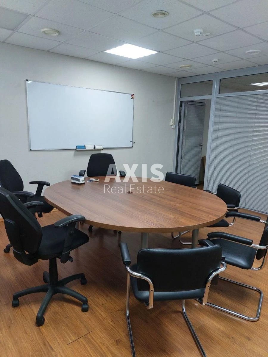 Офис бул. Шевченко Тараса 33Б, 136м2383703