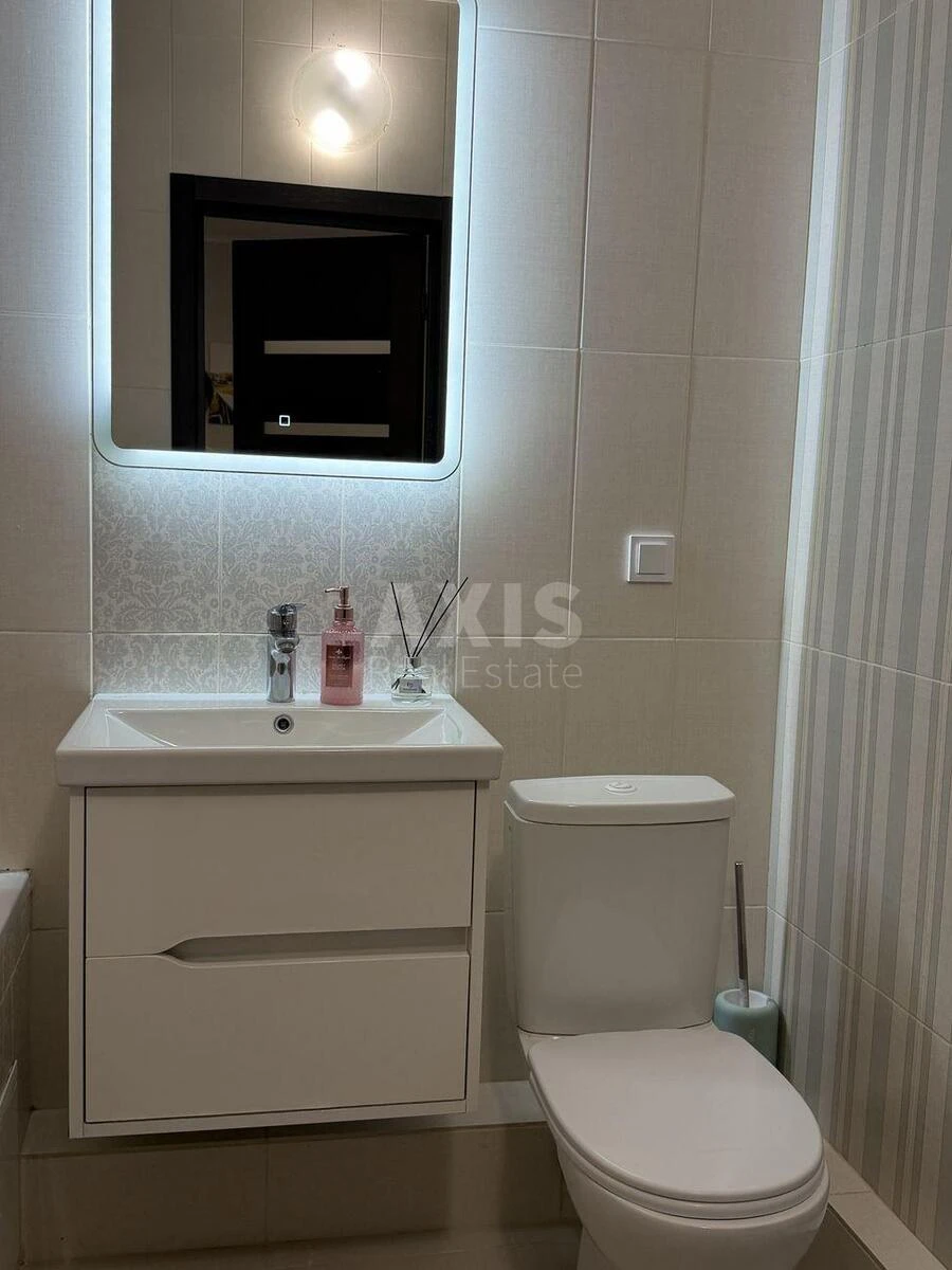 1k apartment vul. Sim'i' Kul'zhenkiv 33709263