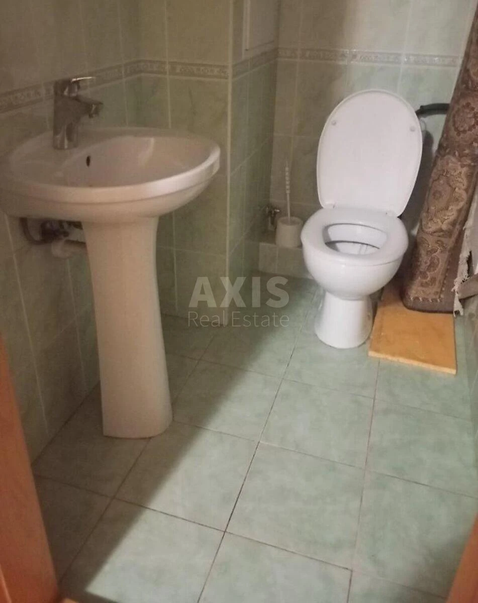2к квартира ул. Ахматовой Анны 13Г709718