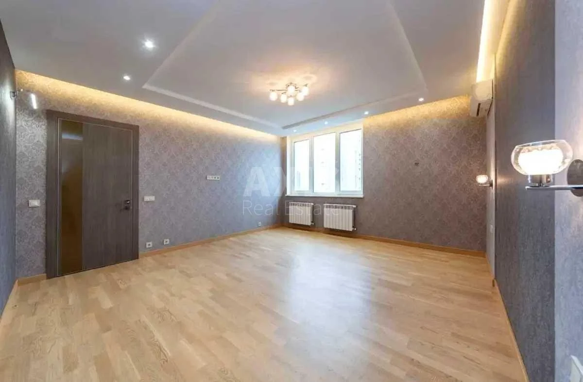 4к квартира ул. Чавдар Елизаветы 13691865