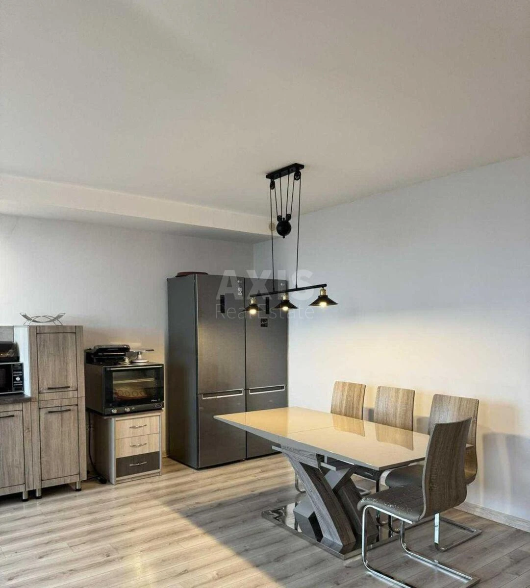 3k apartment vul. Lebedjeva Mykoly 4/39А606373