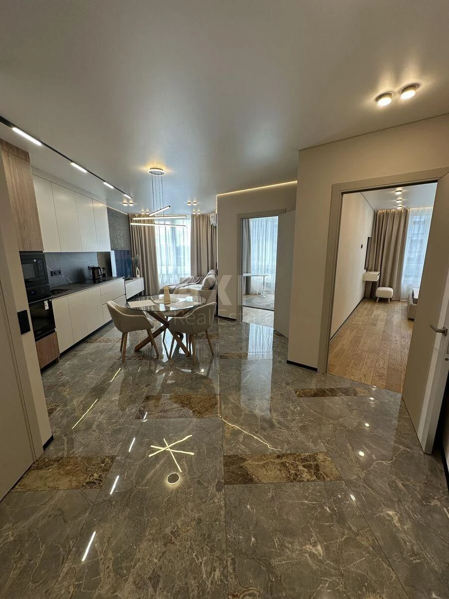 2k apartment nab. Dniprovs'ka 15676910