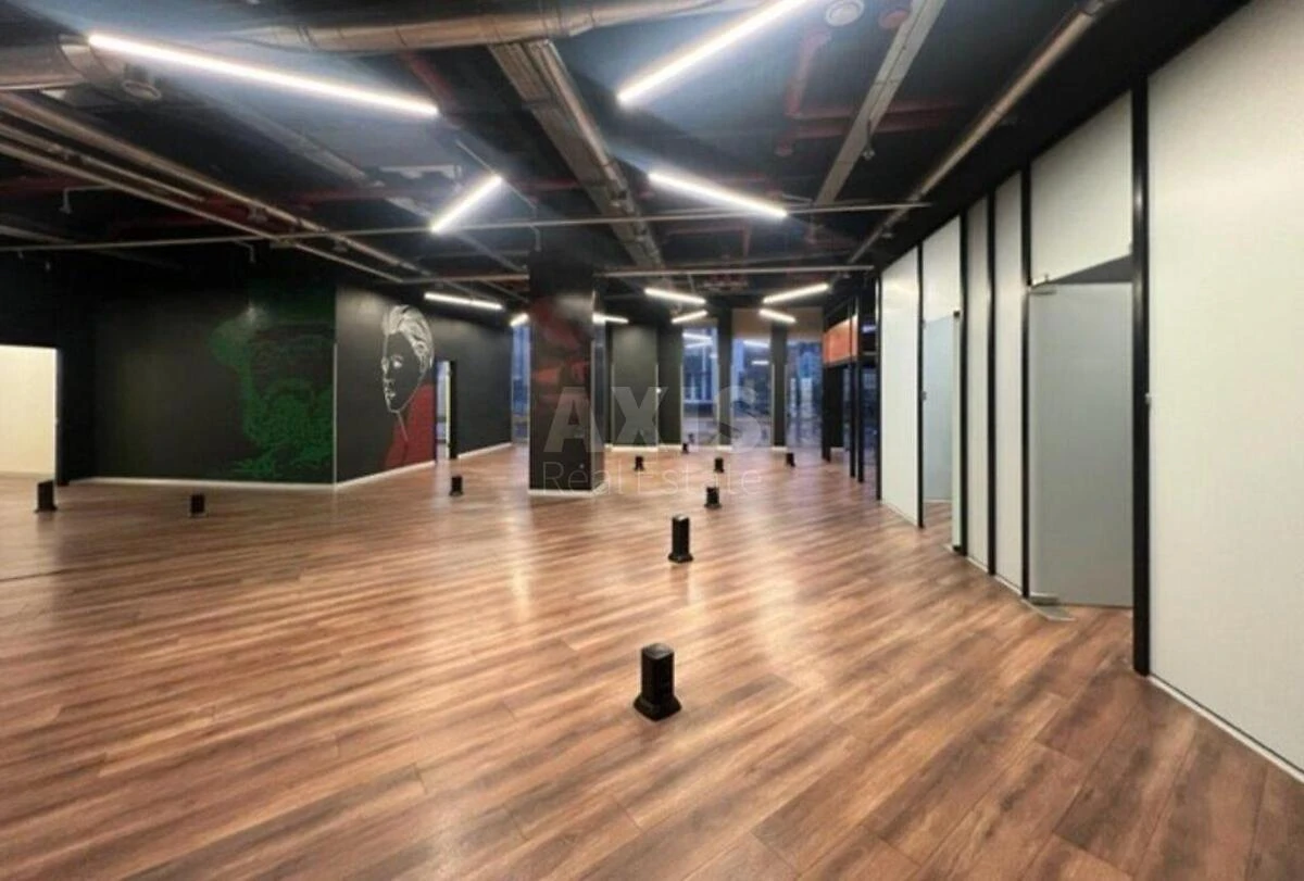 Office vul. Velyka Vasyl'kivs'ka 72, 322m2661328