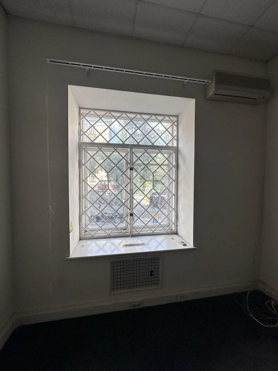 Объект торговли район Прорезная ул., Шевченковский 11, 319м2662106