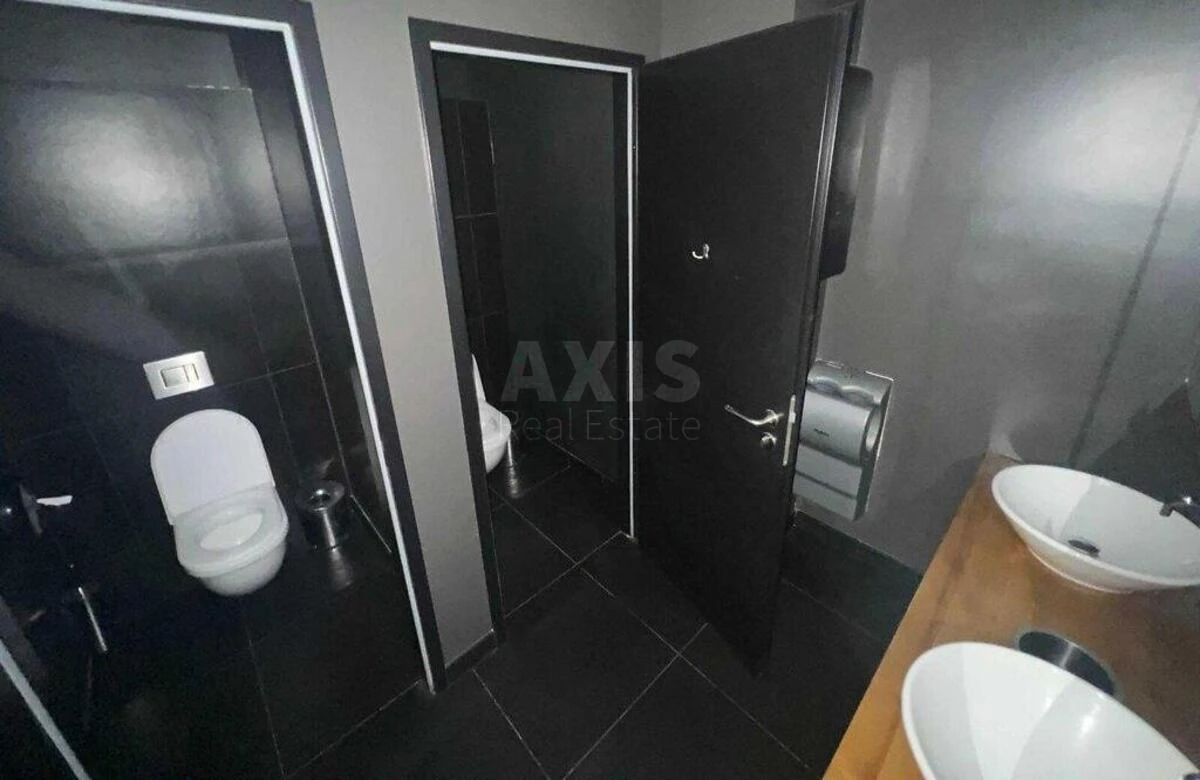 Office vul. Basejna 2А, 292m2650786