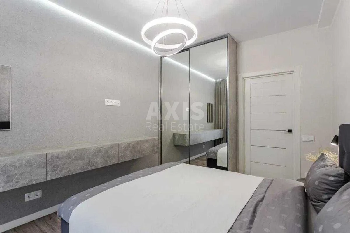 2к квартира ул. Михаила Максимовича 246494413