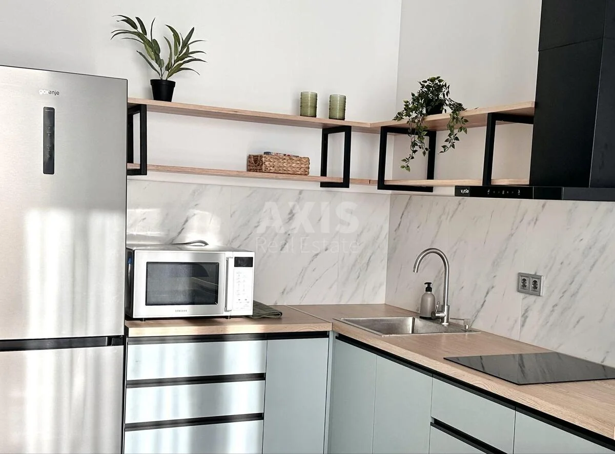 1k apartment vul. Rodyny Kristeriv 16