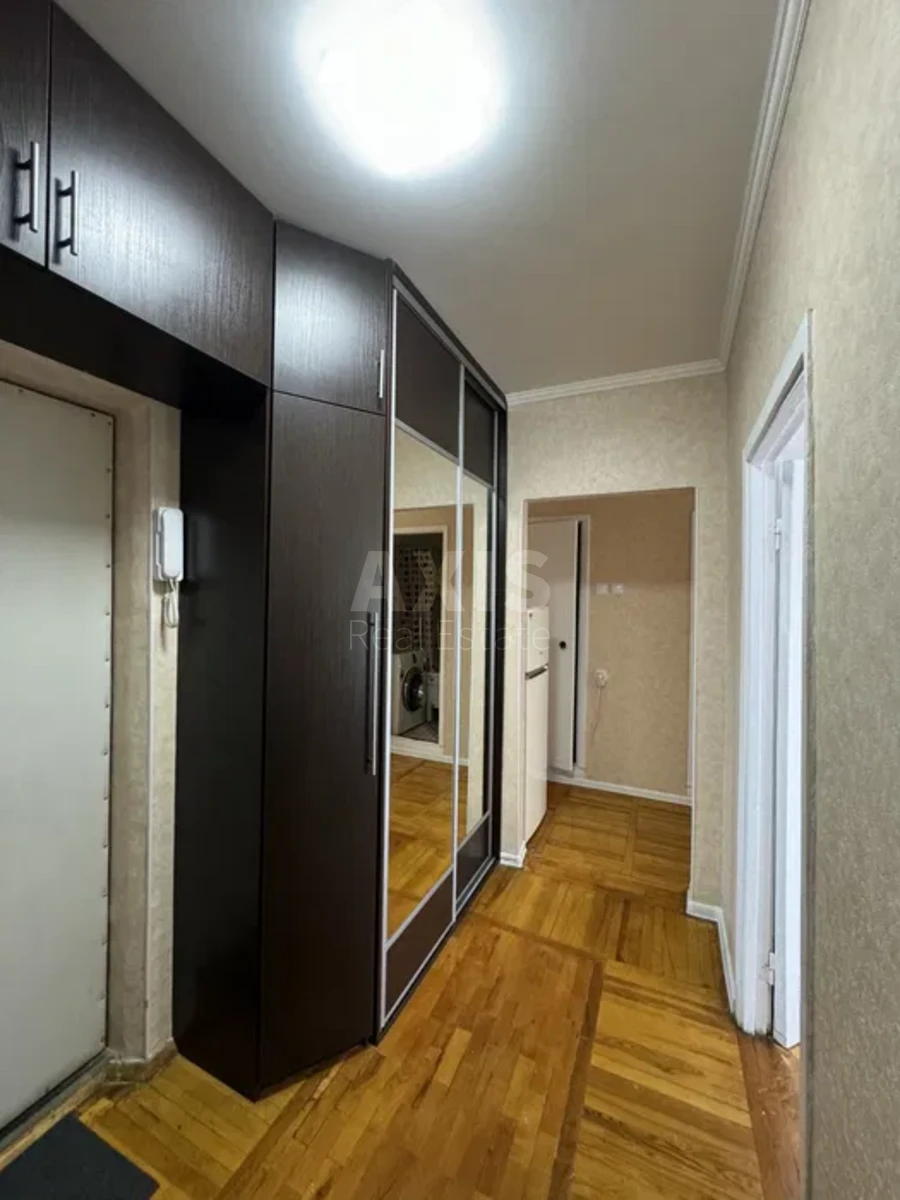 2k apartment vul. Jordans'ka 4B415657