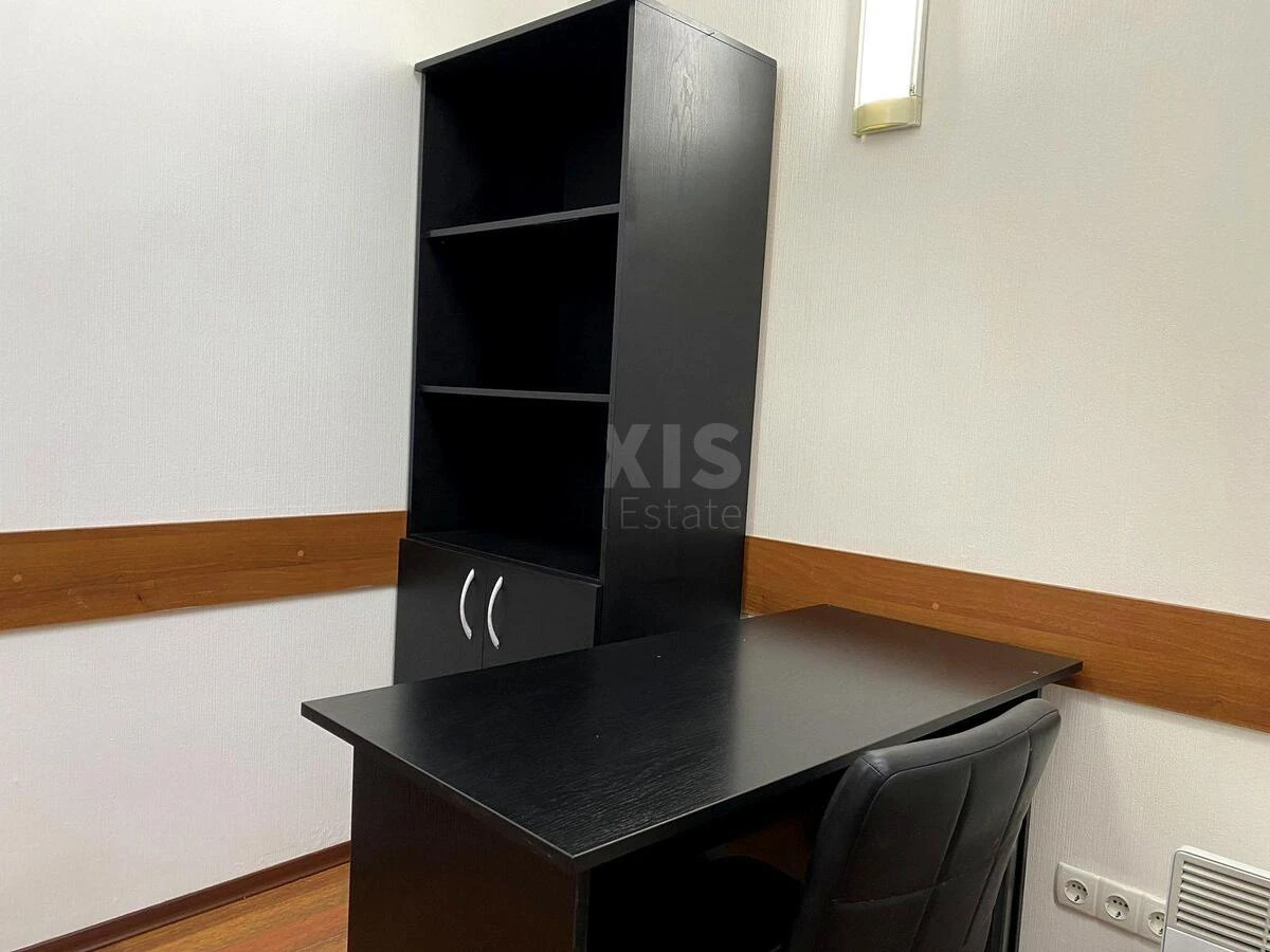 Office vul. Jurkivs'ka 28, 195m26555514