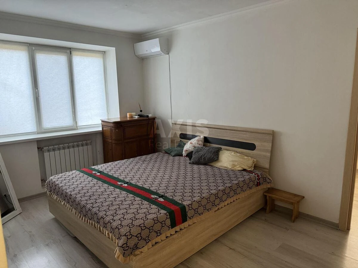2k apartment vul. Jarmoly Viktora 38А653412