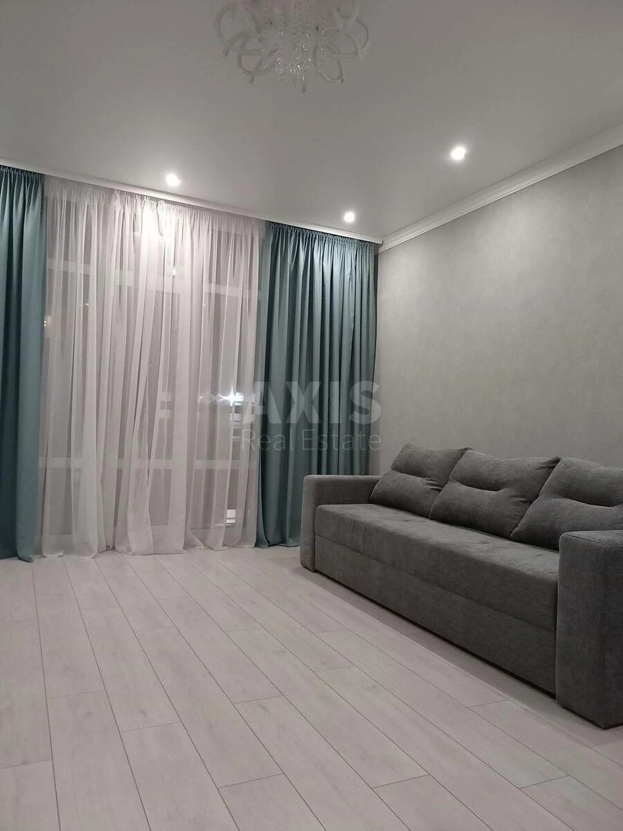 2k apartment vul. Panel'na 2591022