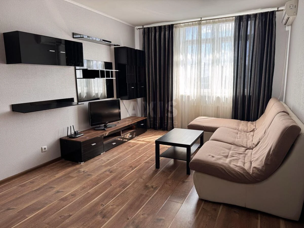 1k apartment vul. Voskresens'ka 14Г706540