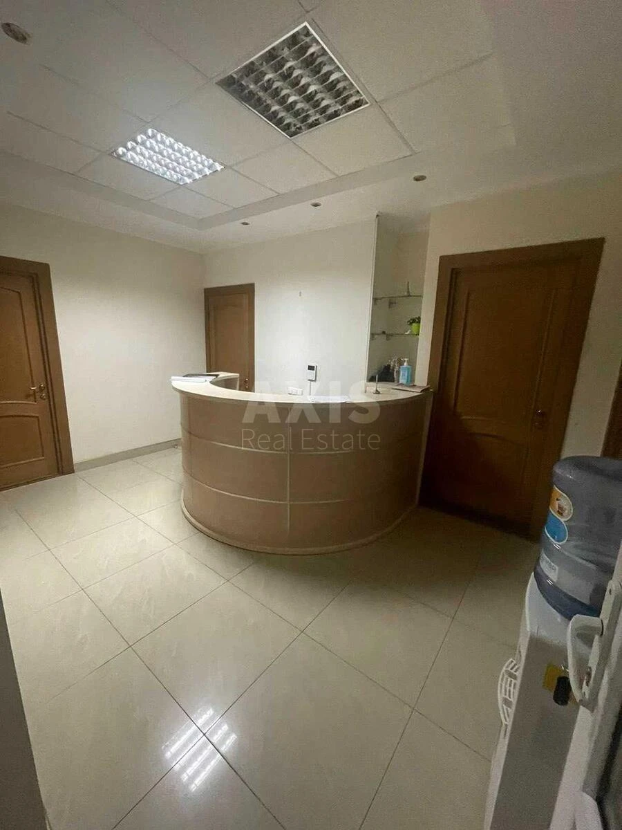 Office vul. Vyborz'ka 94, 210m2559412