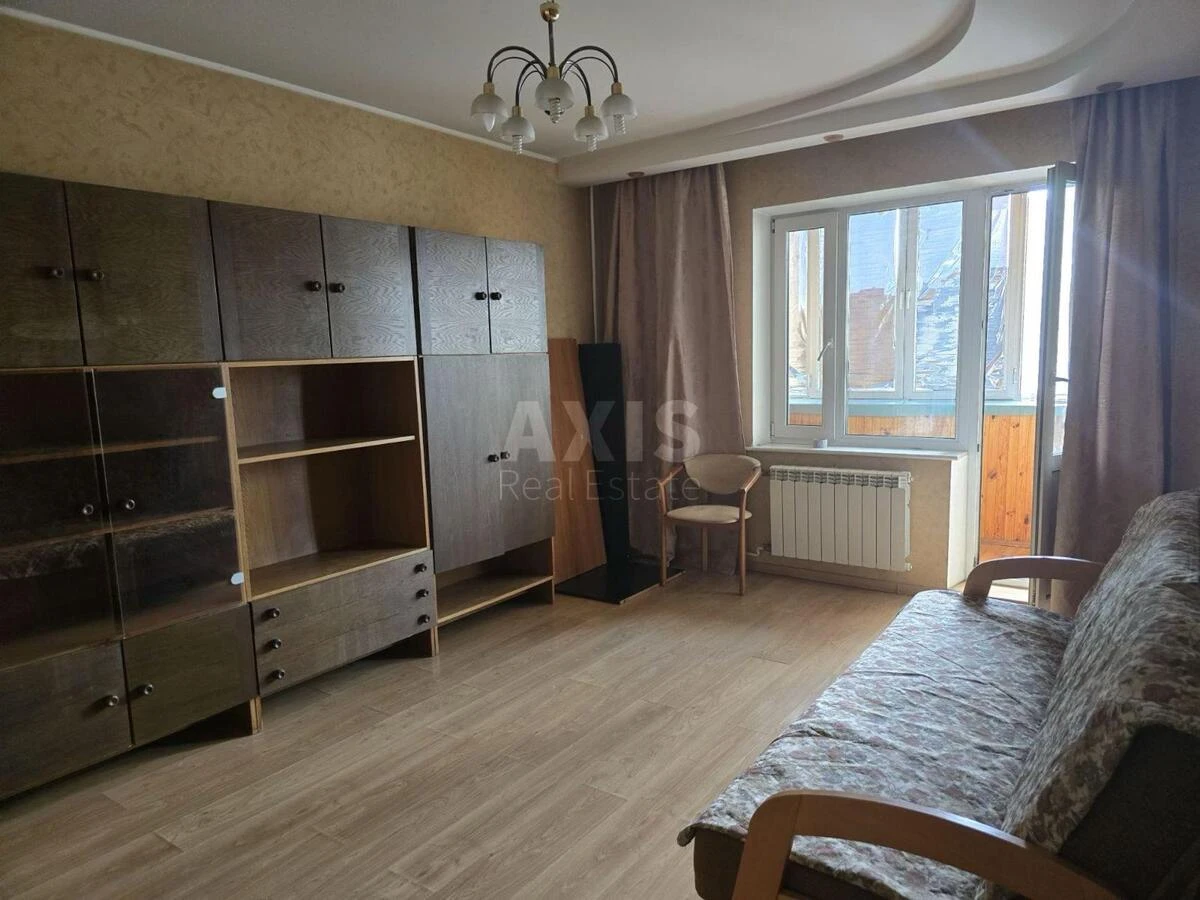 3к квартира ул. Левко Лукьяненко 33/35718520
