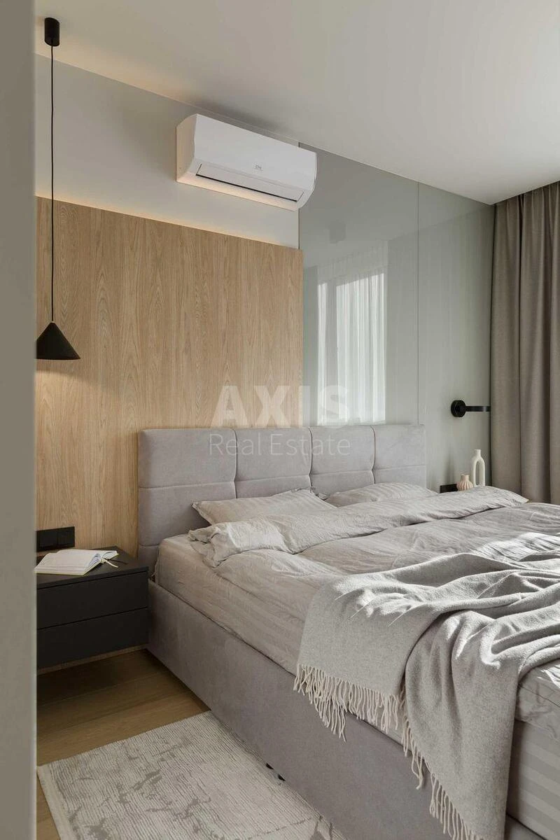 3k apartment vul. Saljutna 2Б673055