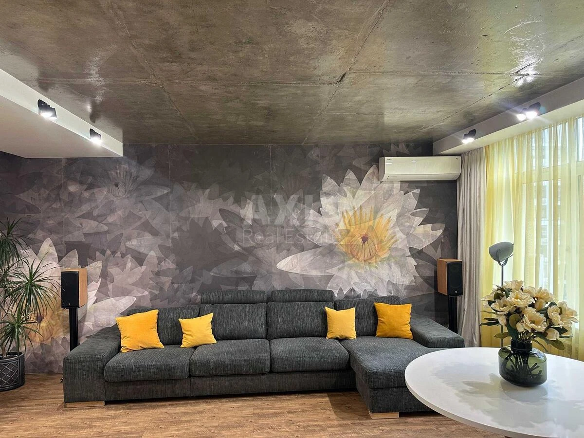 3k apartment vul. Sikors'kogo Igorja Aviakonstruktora 4Б600653