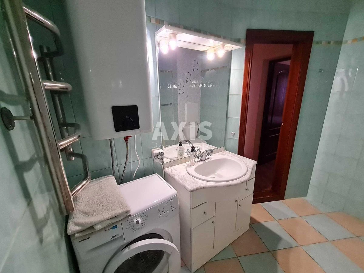 4k apartment vul. Tatars'ka 3/2448656