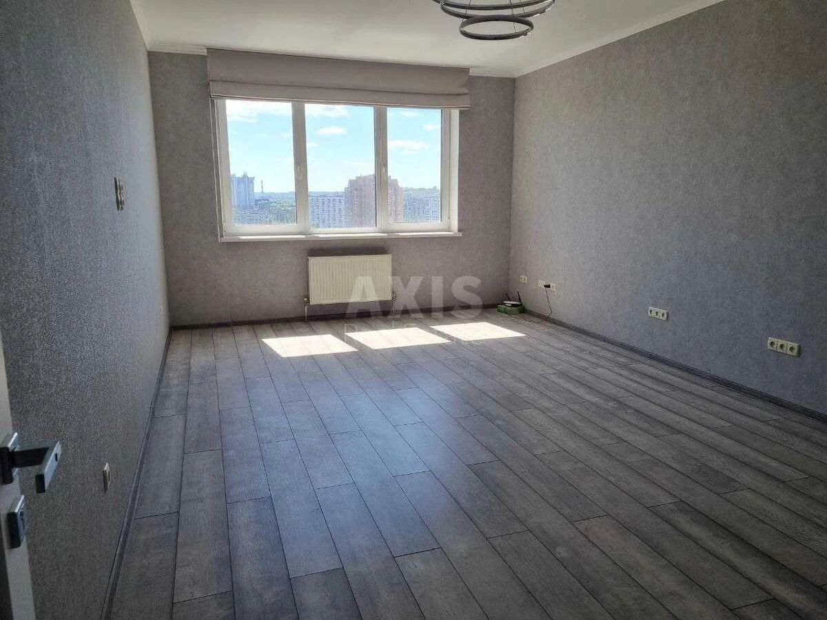 3k apartment vul. Sverstjuka Jevgena 4663354