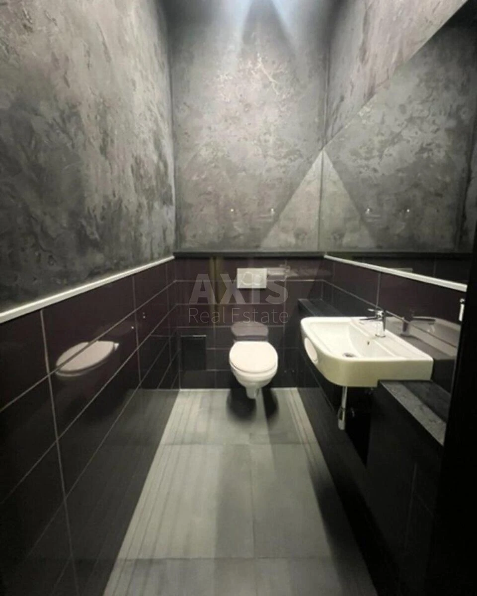 Office vul. Velyka Vasyl'kivs'ka 72, 322m2661329