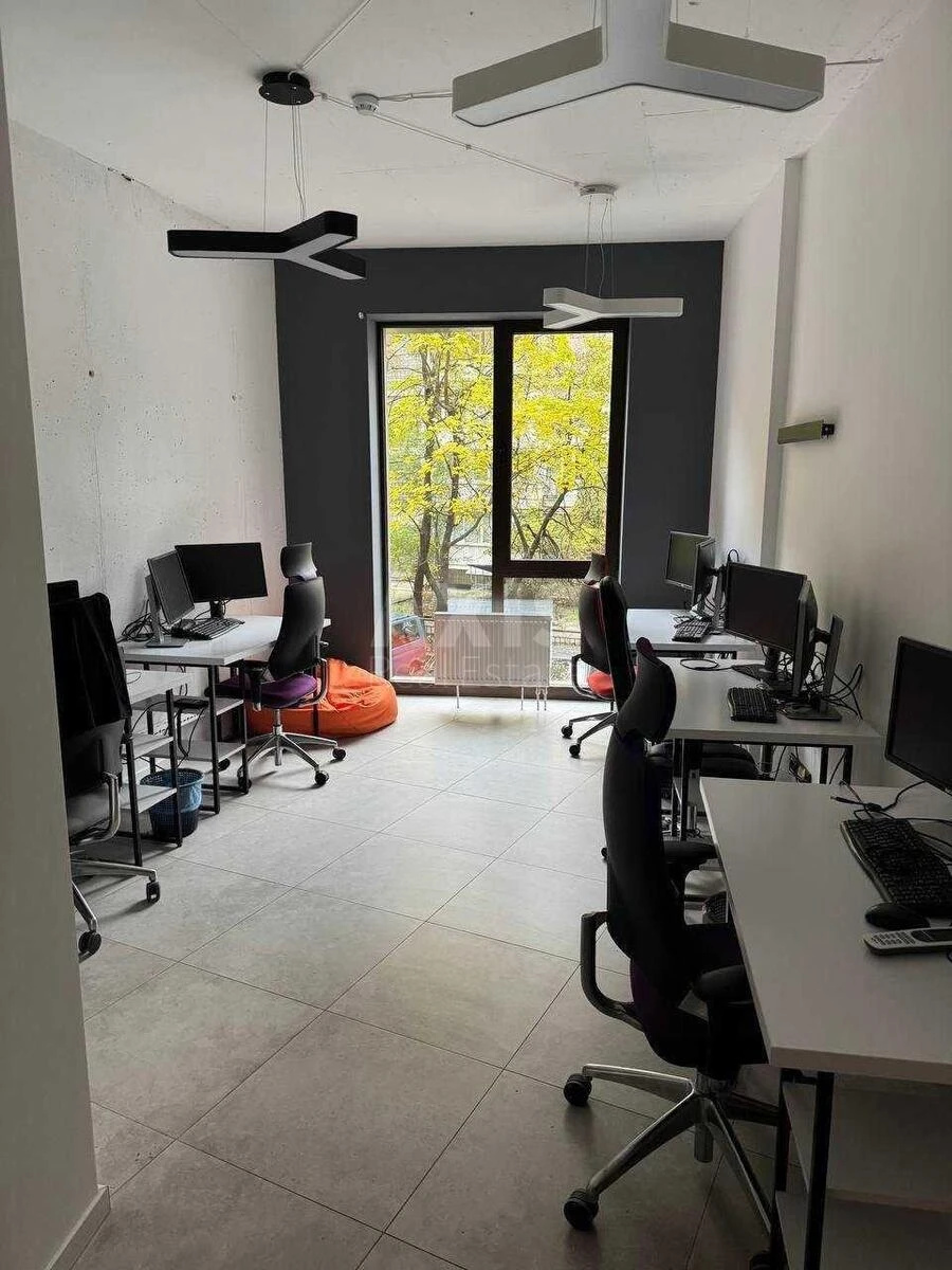 Office vul. Vasylya Tyutyunnyka 28, 155m2667171