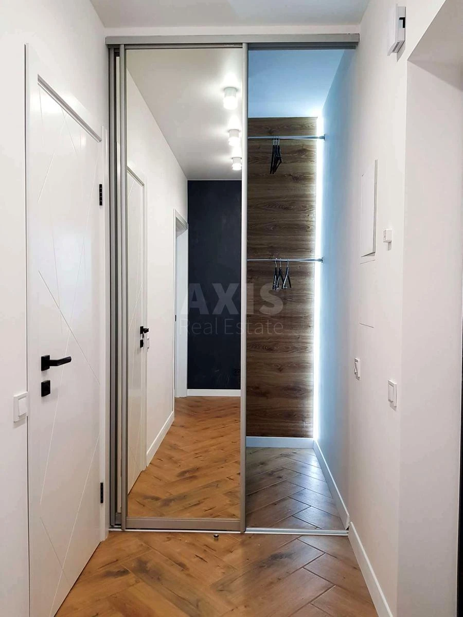 1k apartment pr-t Berestejskij 5Б6482611