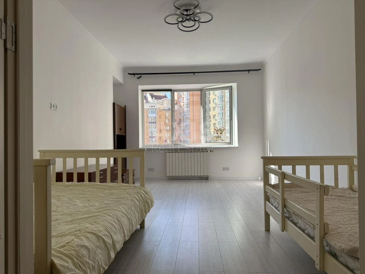 2k apartment pr-t Volodimira Іvasyuka 6671232