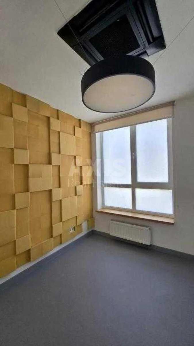 Office vul. Saksagans'kogo 70А, 1250m2671358