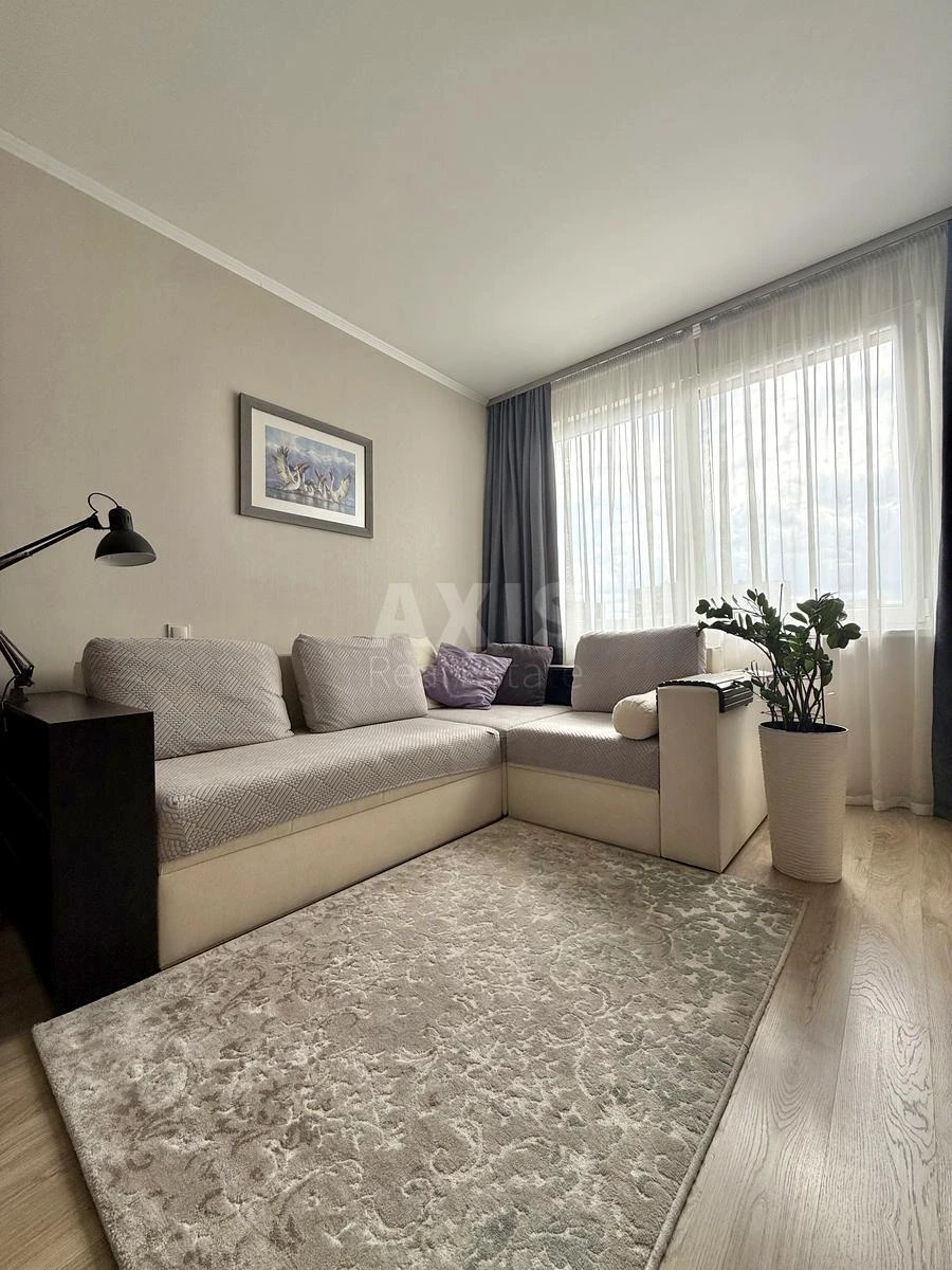 3к квартира пр-т Голосеевский 62636664