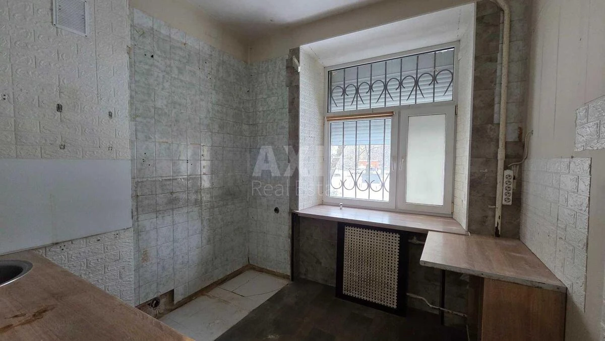 Office vul. Knyaziv Ostrozkykh 39, 116m26523111