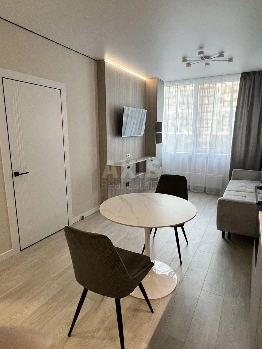 1к квартира ул. Александра Олеся 9А686303