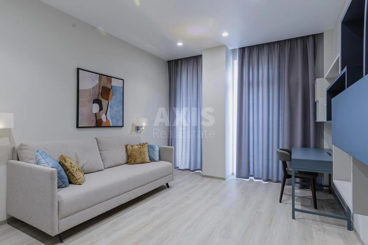 4k apartment vul. Antonovycha 118/19633288