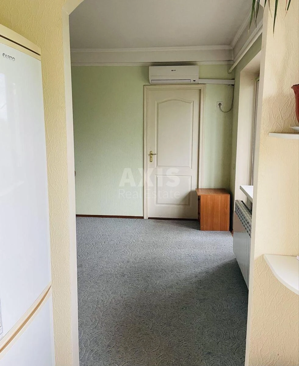 2k apartment vul. Budivel'nykiv 166600511